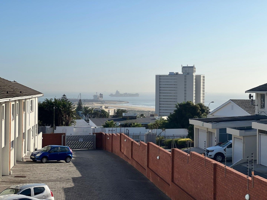 To Let 2 Bedroom Property for Rent in Humewood Eastern Cape